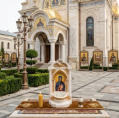 Candela Sfanta Cuvioasa Parascheva de la Iasi