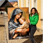 Icoana placata cu foita aurie Maica Domnului cu Pruncul. Idee de cadou, casa noua sau pentru caminul tau II Icoana placata cu foita aurie Maica Domnului cu Pruncul. Idee de cadou, casa noua sau pentru caminul tau II