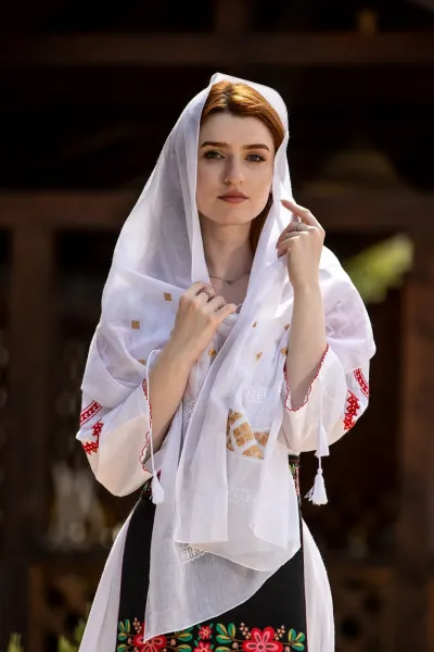 Maramă tradițională Mioara