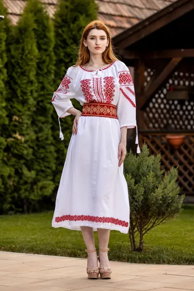 Rochie tradițională Petronela