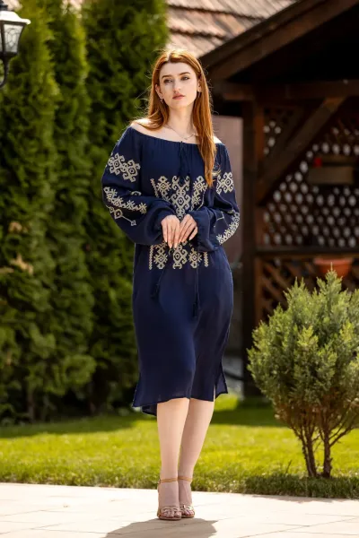 Rochie tradițională Vera — miniatura 4