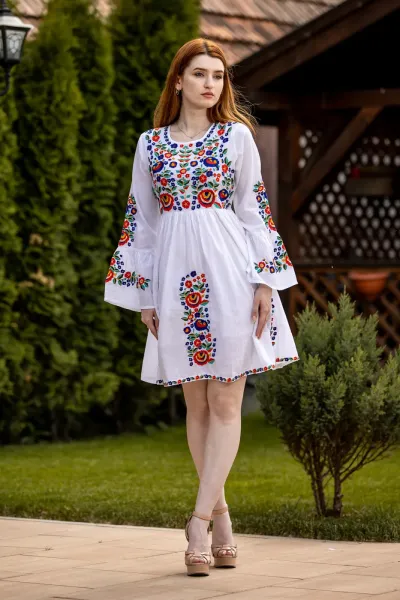 Rochie tradițională Tania