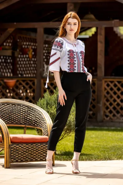 Ie tradițională românească Cernica roșu — miniatura 2