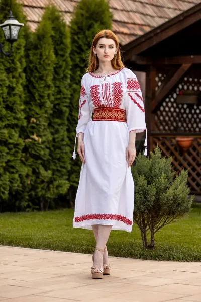 Rochie tradițională Petronela — miniatura 3