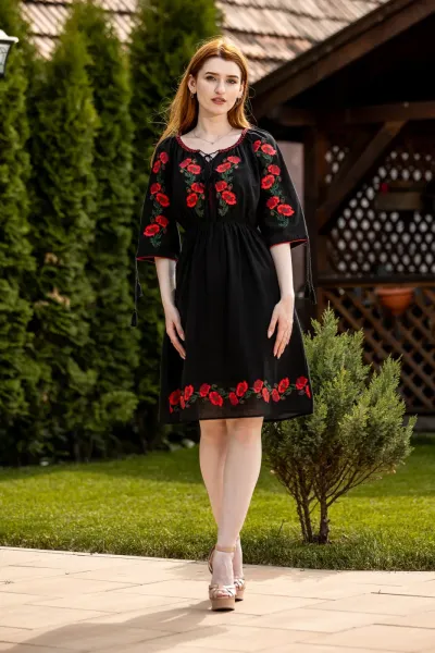 Rochie tradițională Macul — miniatura 1