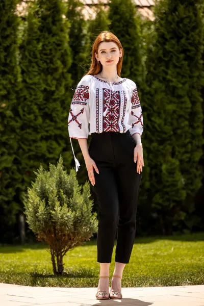 Ie tradițională românească Agapia roșu — miniatura 2