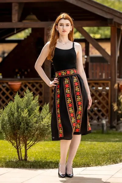 Fustă tradițională Sânzăiana