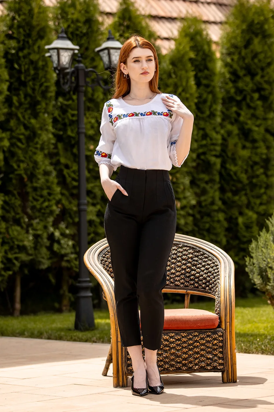 Ie tradițională românească Luminița — imaginea 4