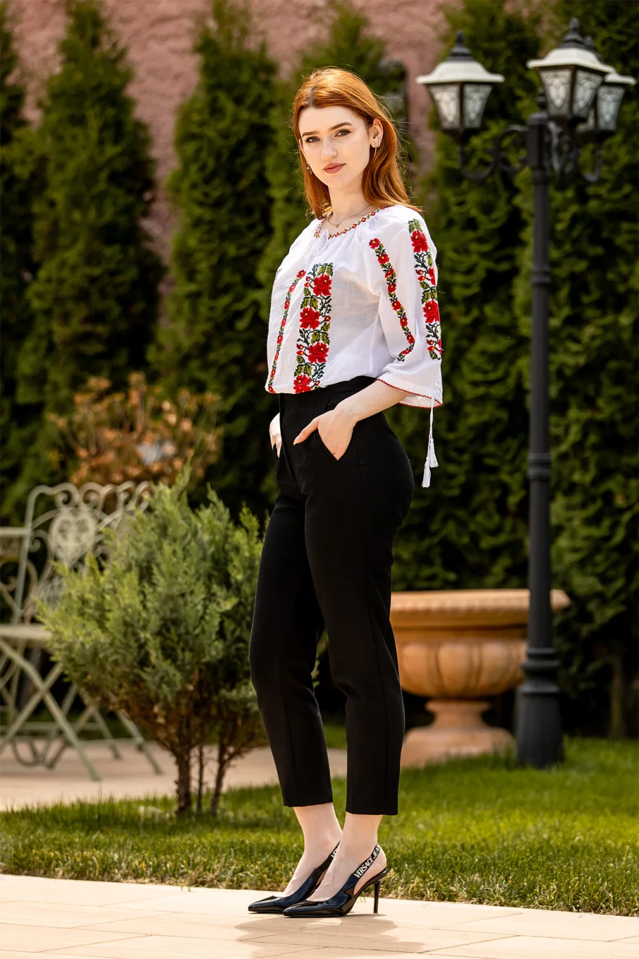 Ie tradițională românească Catinca — imaginea 4