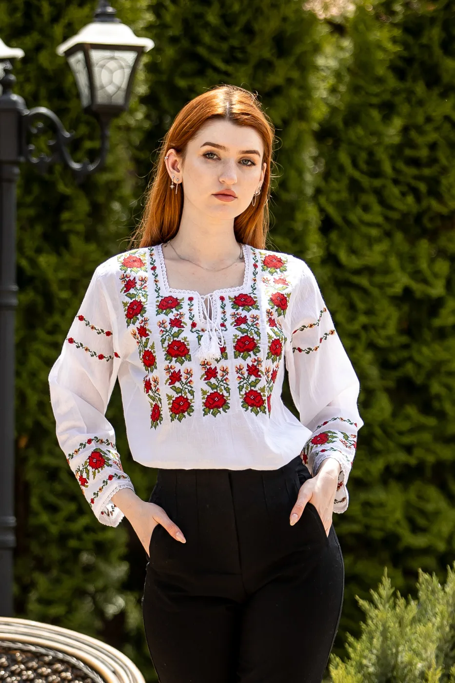 Ie tradițională românească Paraschiva